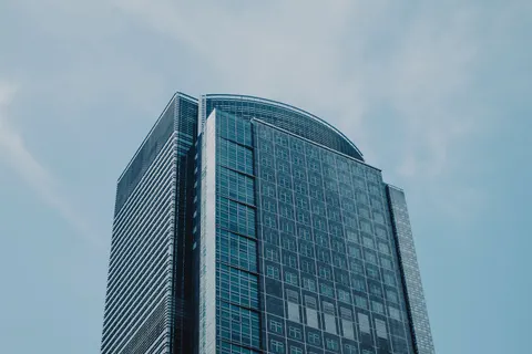ガラスの塔 4K壁紙 · architecture · 3840×2560
