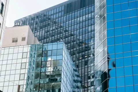 Glass Tower 4K Wallpaper · architecture · 3840×2560