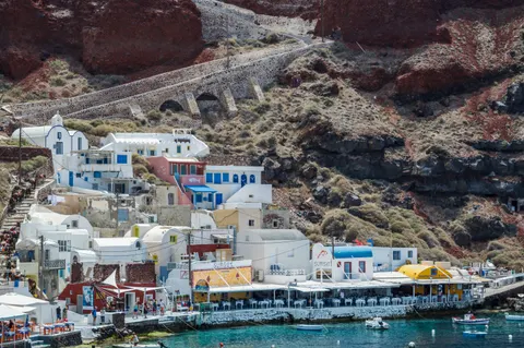 Santorini 4K Wallpaper · architecture · 3840×2553