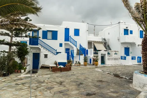 Santorini 4K Wallpaper · architecture · 3840×2560