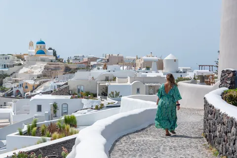 Santorini 4K Wallpaper · architecture · 3840×2563