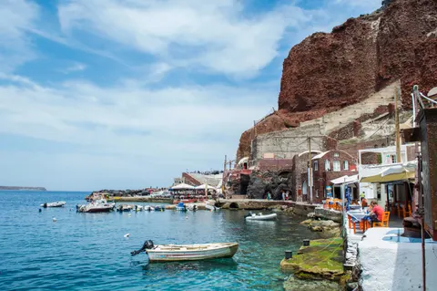 Santorini 4K Wallpaper · architecture · 3840×2553