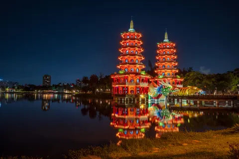 Japanische Pagode 4K Hintergrundbild · architecture · 3840×2560
