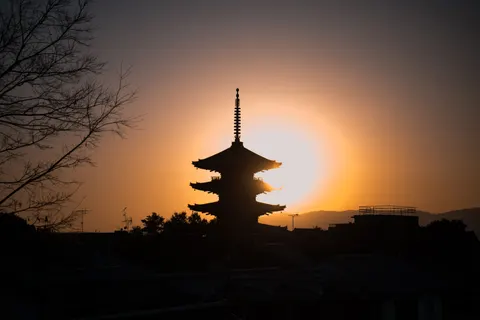 Japanese Pagoda 4K Wallpaper · architecture · 3840×2560