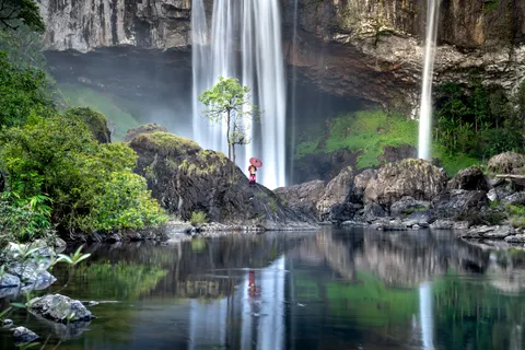 雨林瀑布 4K桌布 · nature · 3840×2561