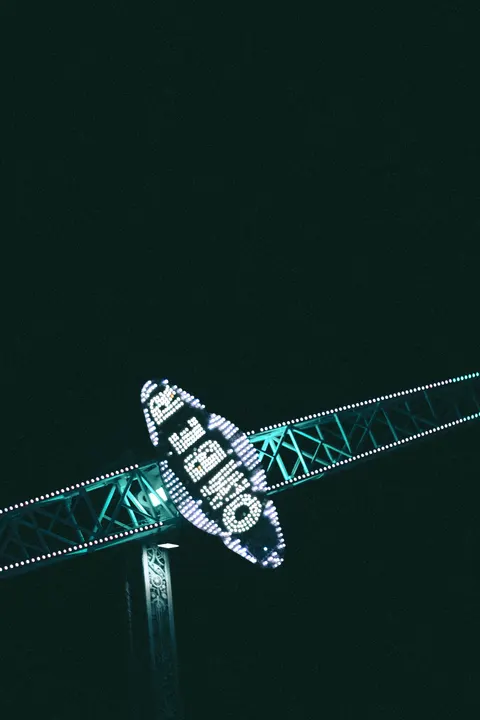 Neon Glow Phone Wallpaper · cyber · 1440×2160