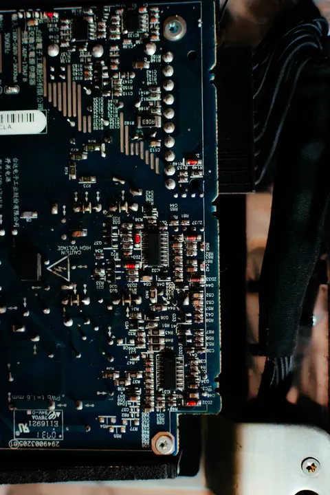 Circuit Phone Wallpaper · cyber · 1440×2160