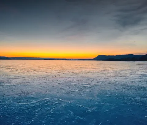 Frozen Lake 4K Wallpaper · nature · 3840×3269
