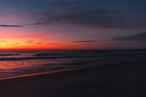Обои Закат на пальмовом пляже 4K · nature · 3840×2560