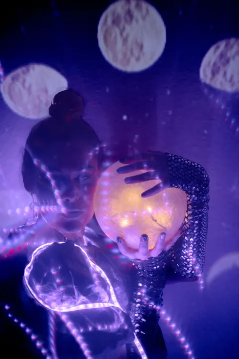 Hologram Phone Wallpaper · cyber · 1440×2160