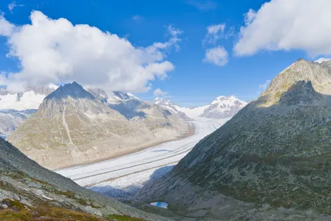 خلفية نهر جليدي بدقة 4K · nature · 3840×2558