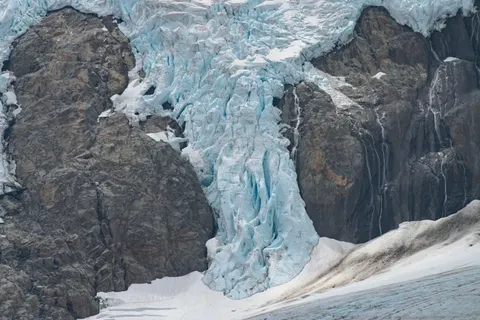Glacier 4K Wallpaper · nature · 3840×2560