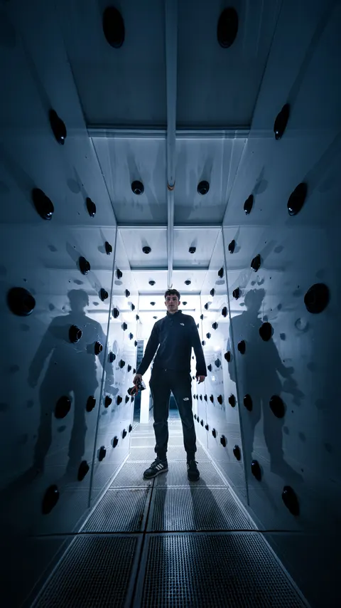 Machine Phone Wallpaper · cyber · 1440×2561