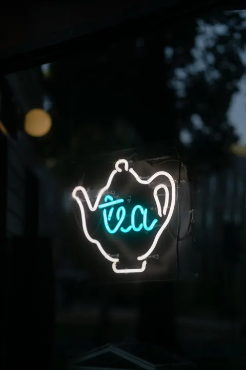 Neon Glow Phone Wallpaper · cyber · 1440×2160