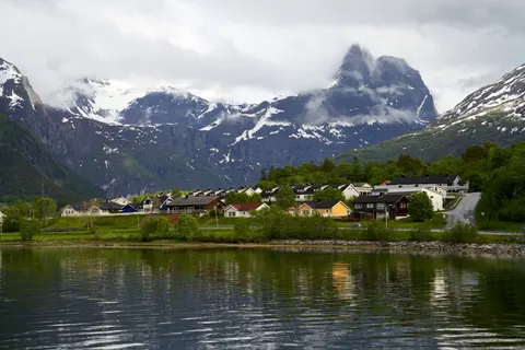 Norwegian Fjord 4K Wallpaper · nature · 3840×2561