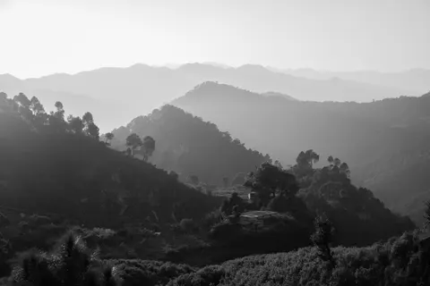 Misty Valley 4K Wallpaper · nature · 3840×2560