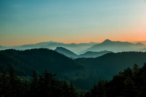 Misty Valley 4K Wallpaper · nature · 3840×2560
