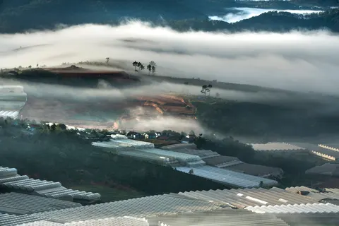 Misty Valley 4K Wallpaper · nature · 3840×2561