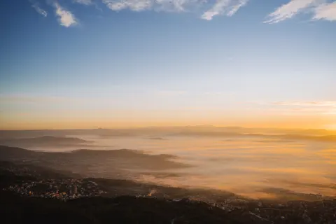 Misty Valley 4K Wallpaper · nature · 3840×2560