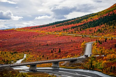 Autumn River 4K Wallpaper · nature · 3840×2560