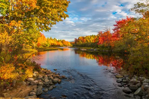 Autumn River 4K Wallpaper · nature · 3840×2560