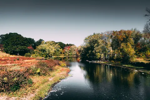 Autumn River 4K Wallpaper · nature · 3840×2560