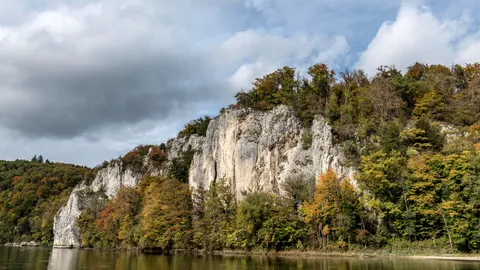 Autumn River 4K Wallpaper · nature · 3840×2160