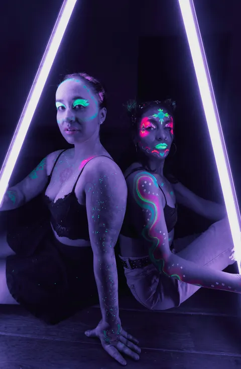Neon Purple Phone Wallpaper · cyber · 1440×2206