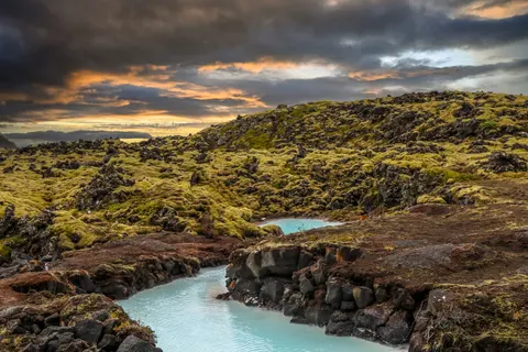 Hot Spring 4K Wallpaper · nature · 3840×2560