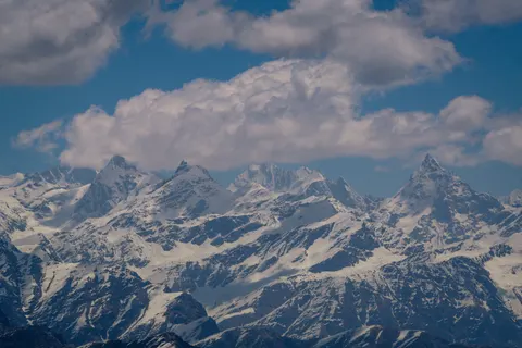 Himalayan Peaks 4K Wallpaper · mountains · 3840×2560