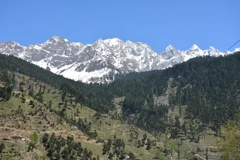 Himalayan Peaks 4K Wallpaper · mountains · 3840×2560