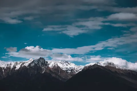 Himalayan Peaks 4K Wallpaper · mountains · 3840×2560