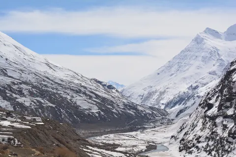 Himalayan Peaks 4K Wallpaper · mountains · 3840×2560