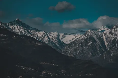 Himalayan Peaks 4K Wallpaper · mountains · 3840×2560
