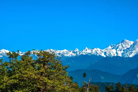 Himalayan Peaks 4K Wallpaper · mountains · 3840×2560
