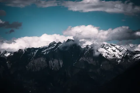 Himalayan Peaks 4K Wallpaper · mountains · 3840×2560