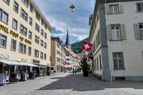 Swiss Alps 4K Wallpaper · mountains · 3840×2558