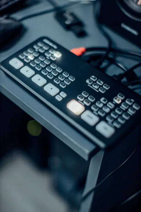 Circuit Phone Wallpaper · cyber · 1440×2160