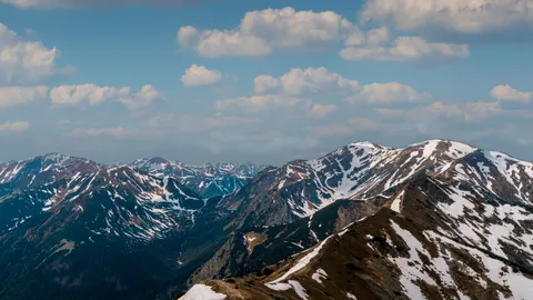 Above the Clouds 4K Wallpaper · mountains · 3840×2160