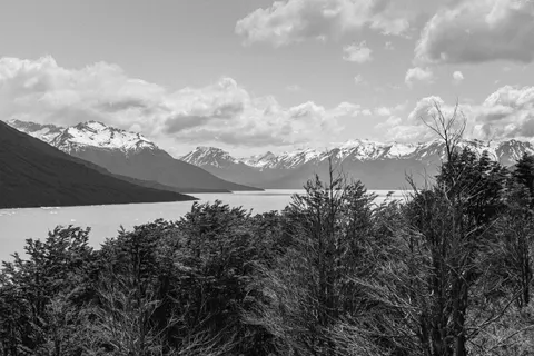 Patagonia 4K Wallpaper · mountains · 3840×2560