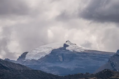 Patagonia 4K Wallpaper · mountains · 3840×2560