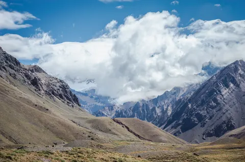 Patagonia 4K Wallpaper · mountains · 3840×2553