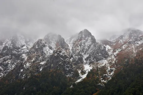 Patagonia 4K Wallpaper · mountains · 3840×2560