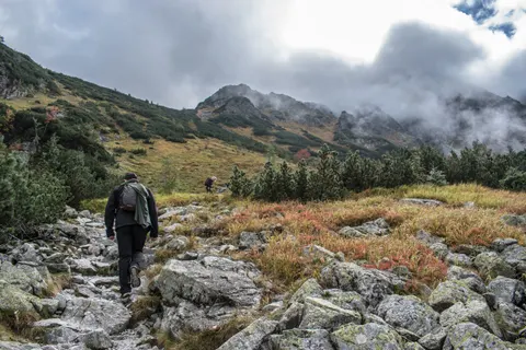 Mountain Trail 4K Wallpaper · mountains · 3840×2560