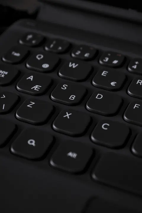 Code Screen Phone Wallpaper · cyber · 1440×2160