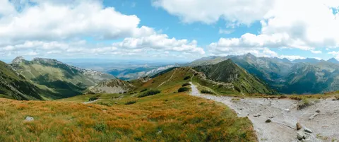 Mountain Trail 4K Wallpaper · mountains · 3840×1606