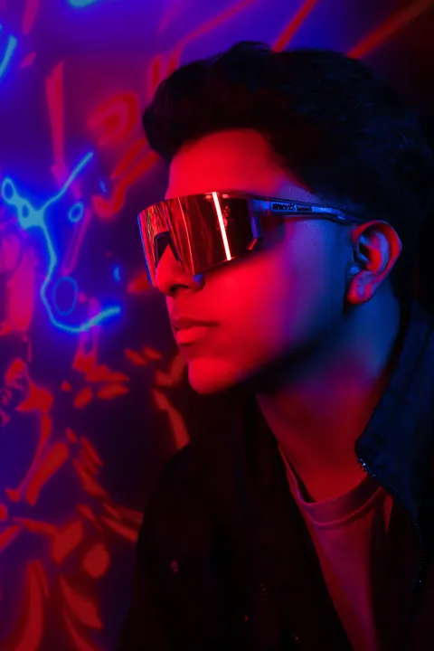 Hologram Phone Wallpaper · cyber · 1440×2160