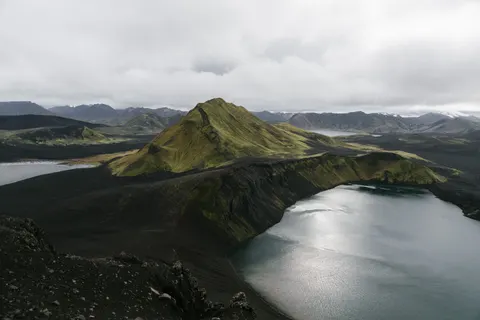 Volcanic Peak 4K Wallpaper · mountains · 3840×2561