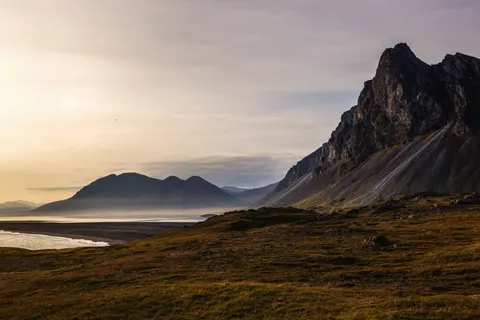 Golden Peak 4K Wallpaper · mountains · 3840×2561