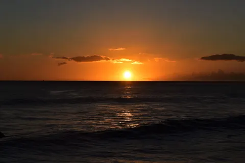 Ocean Sunset 4K Wallpaper · ocean · 3840×2560